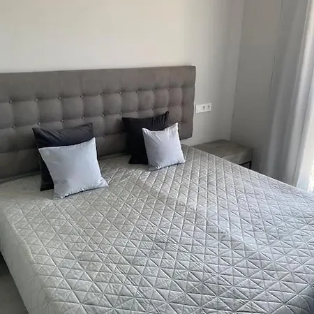 Apartment Designed New Modern 2br In